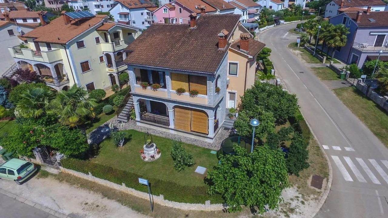 Apartments Cvitan 1. Floor Porec