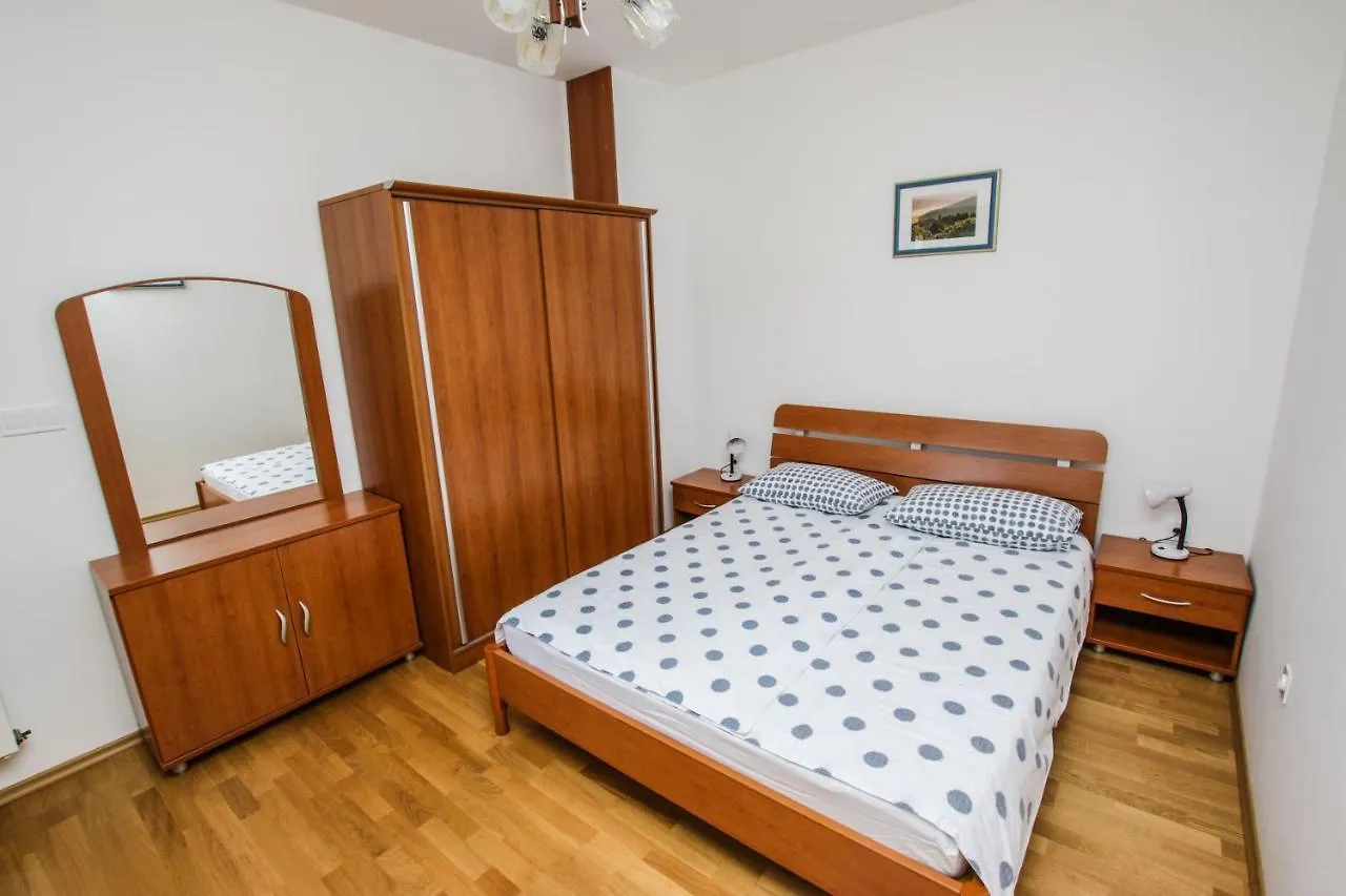 Apartments Cvitan 1. Floor Porec