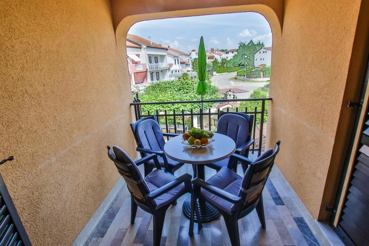 Apartments Cvitan 1. Floor Porec 0*,  Croatia