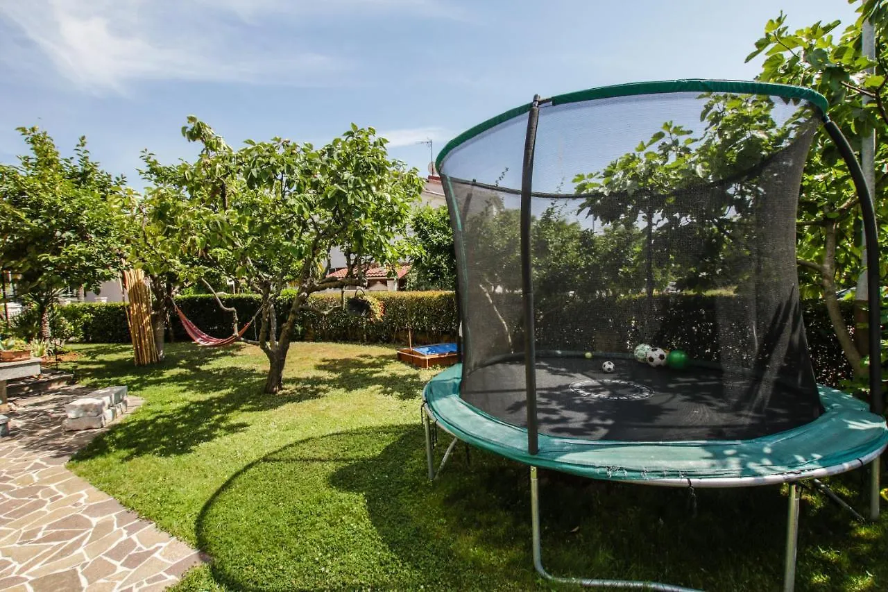 Apartments Cvitan 1. Floor Porec